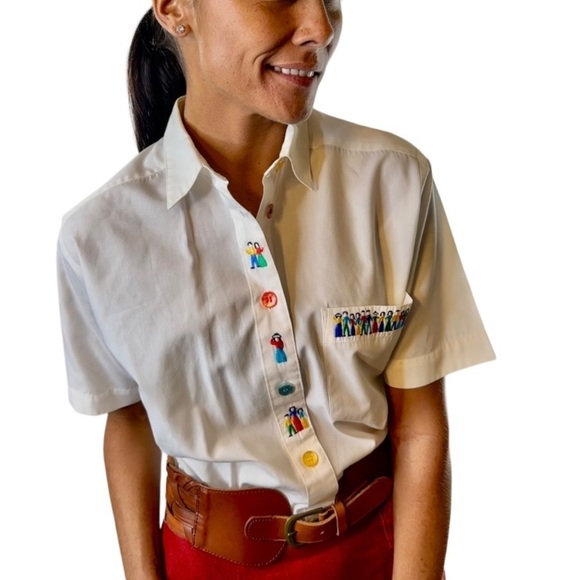 john henry Tops - John Henry Women White Embroidered Short Sleeve Button-Down Shirt Small.